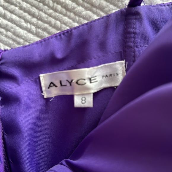 Alyce Paris prom/formal dress - Picture 3 of 7